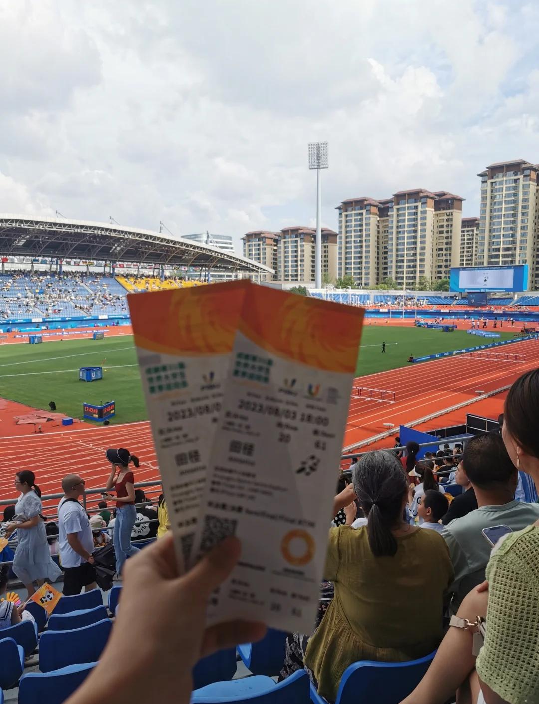 kaiyun-包含Karsa重返赛场，锐不可当首场状态出色，加拿大队观众沸腾！上演精彩一战的词条