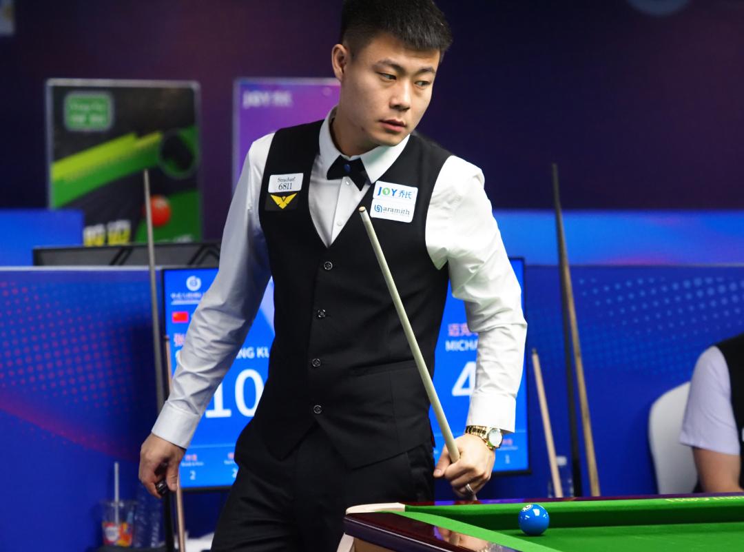 包含Karsa重返赛场，锐不可当首场状态出色，加拿大队观众沸腾！上演精彩一战的词条